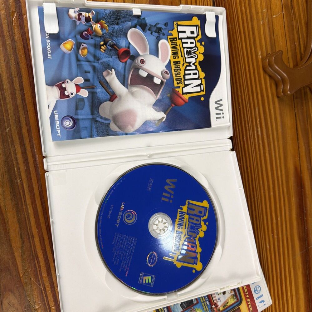 (2) Nintendo Wii Games Rayman Raving Rabbids TV Party & Rayman Raving Rabbits - Picture 5 of 12